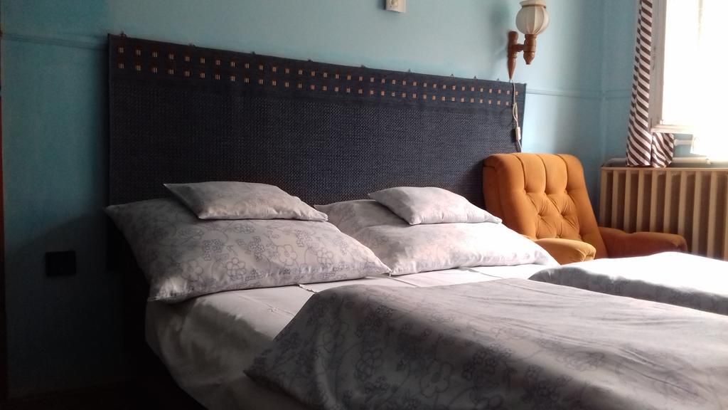 Margareta Vendeghaz Hotell Miskolc Exteriör bild